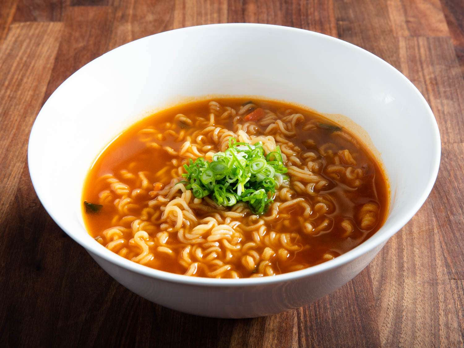 Nongshim Shin Ramyun Noodle Soup - 4 Pack